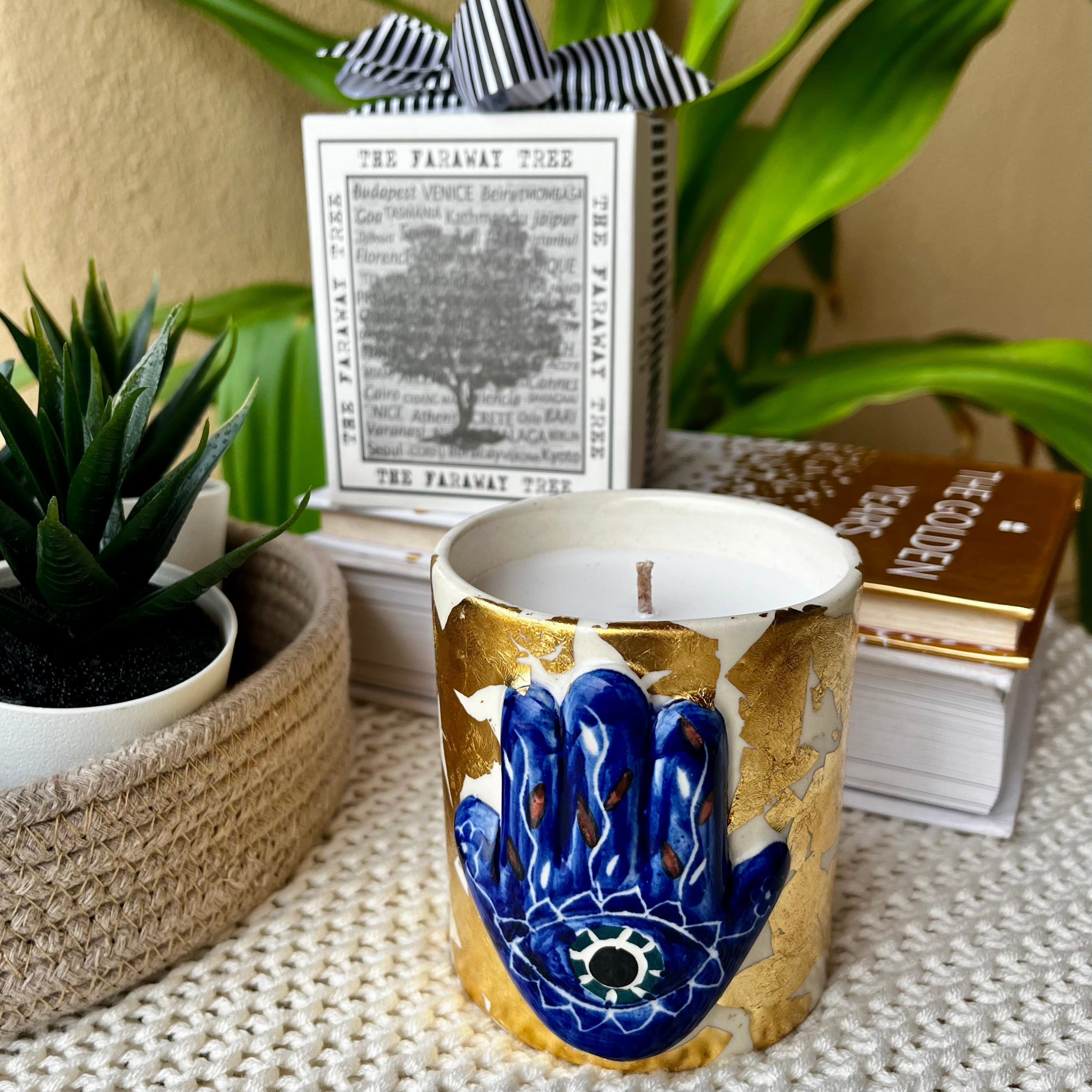 Scented Gold Leaf Hamsa Candle