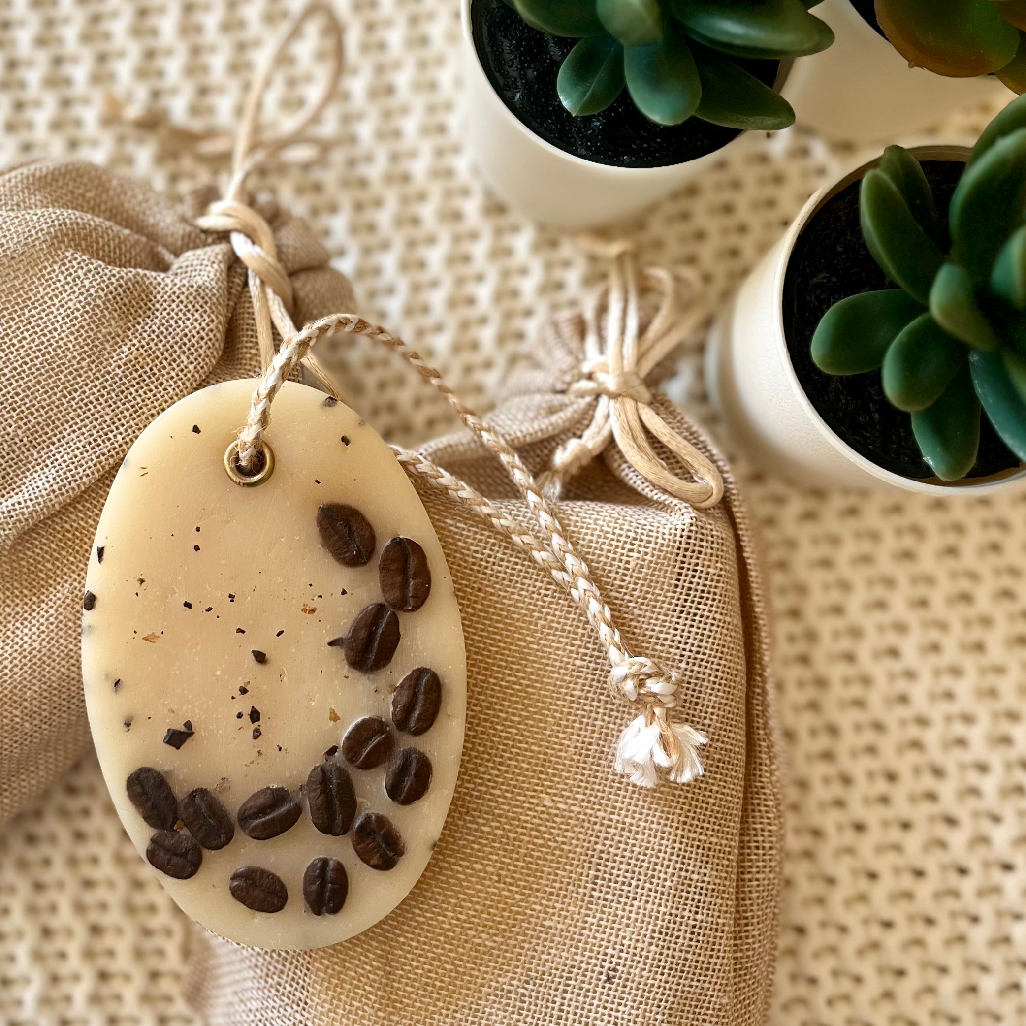 Scented Wax Wardrobe Fresheners