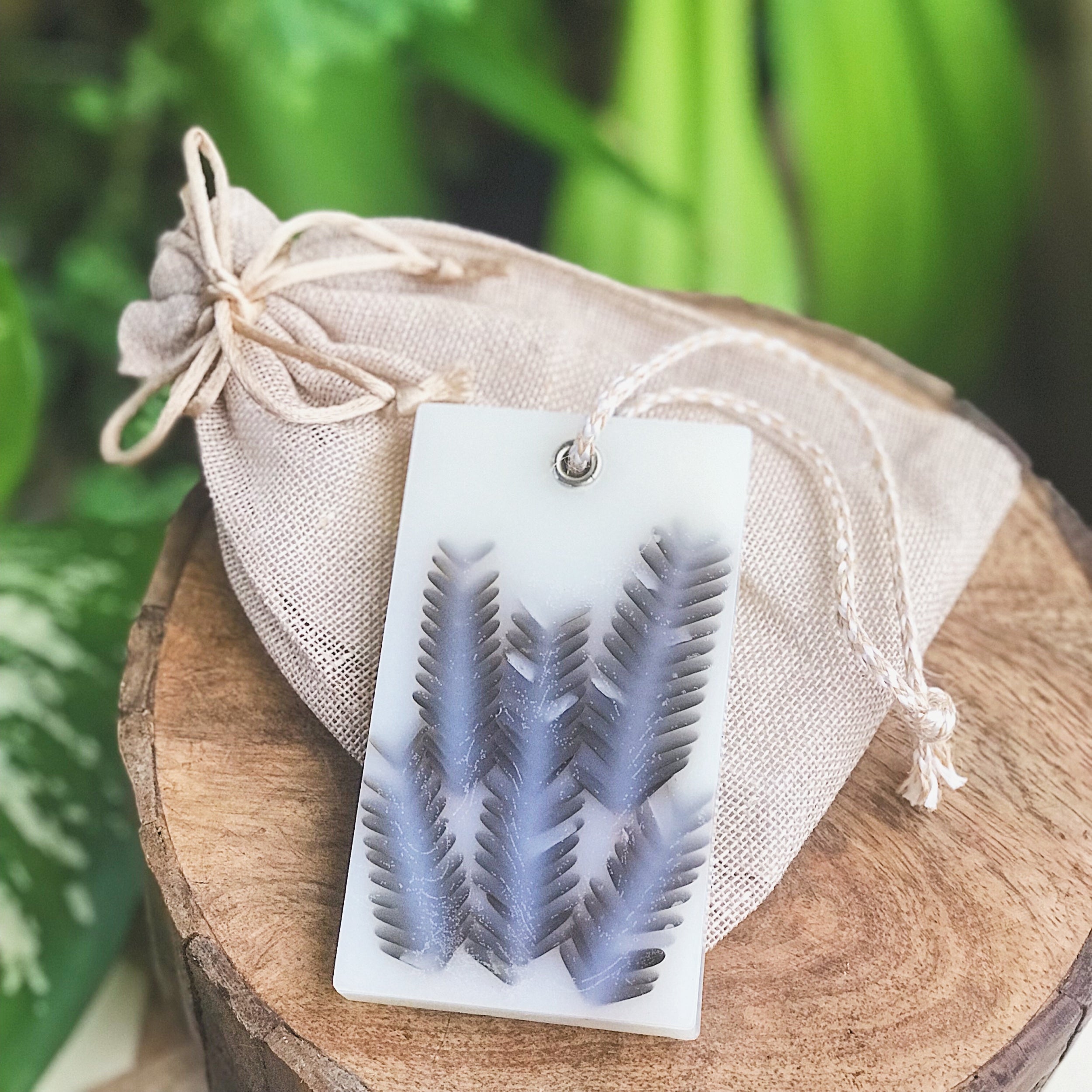 Scented Wax Wardrobe Fresheners