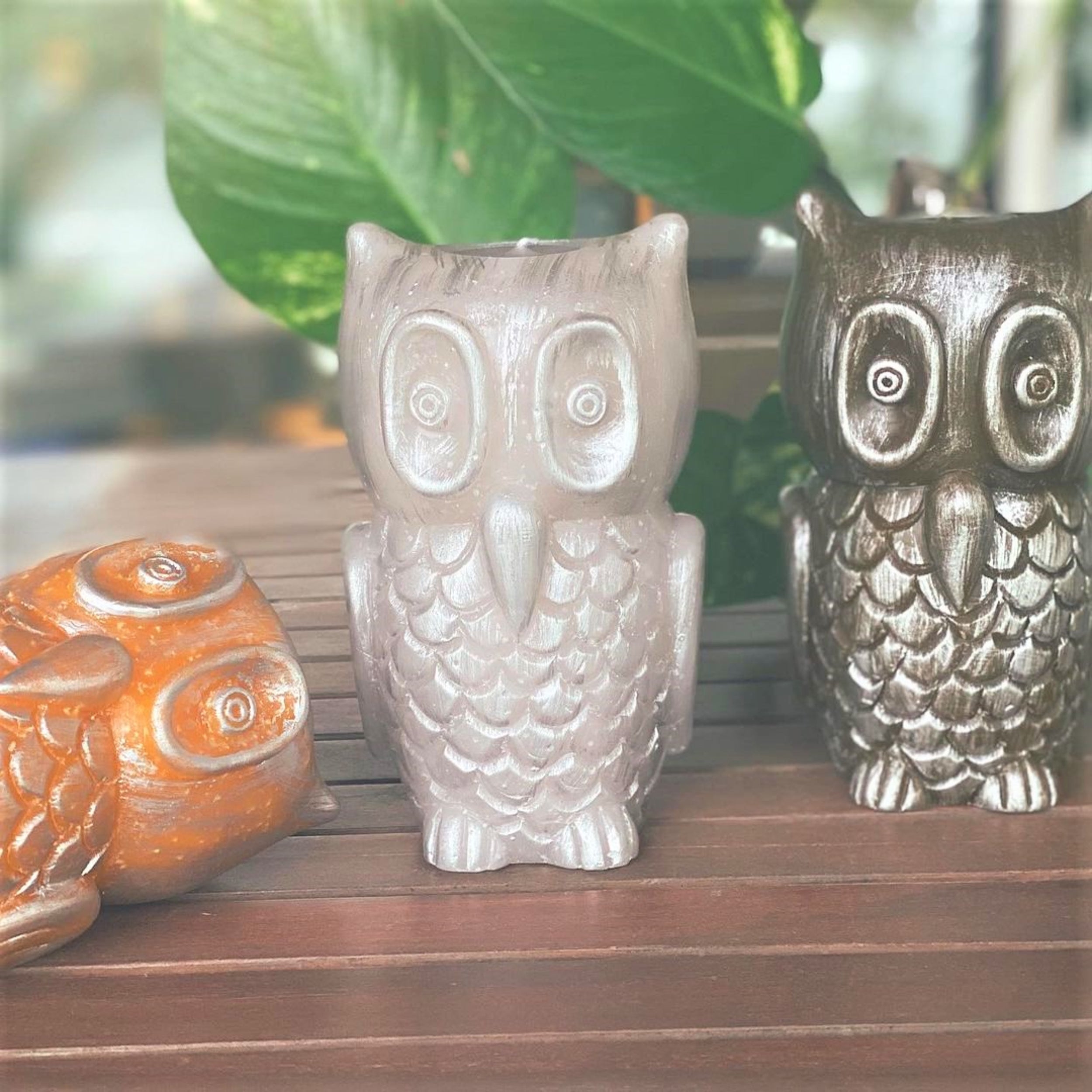 Sculpted Owl Candle with a replaceable tealight
